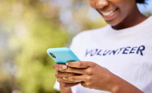 volunteer working in nonprofit insurance